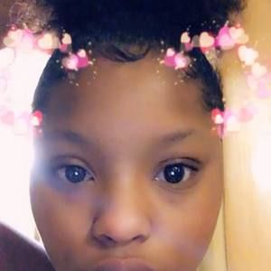 Meet your Posher, Tiara